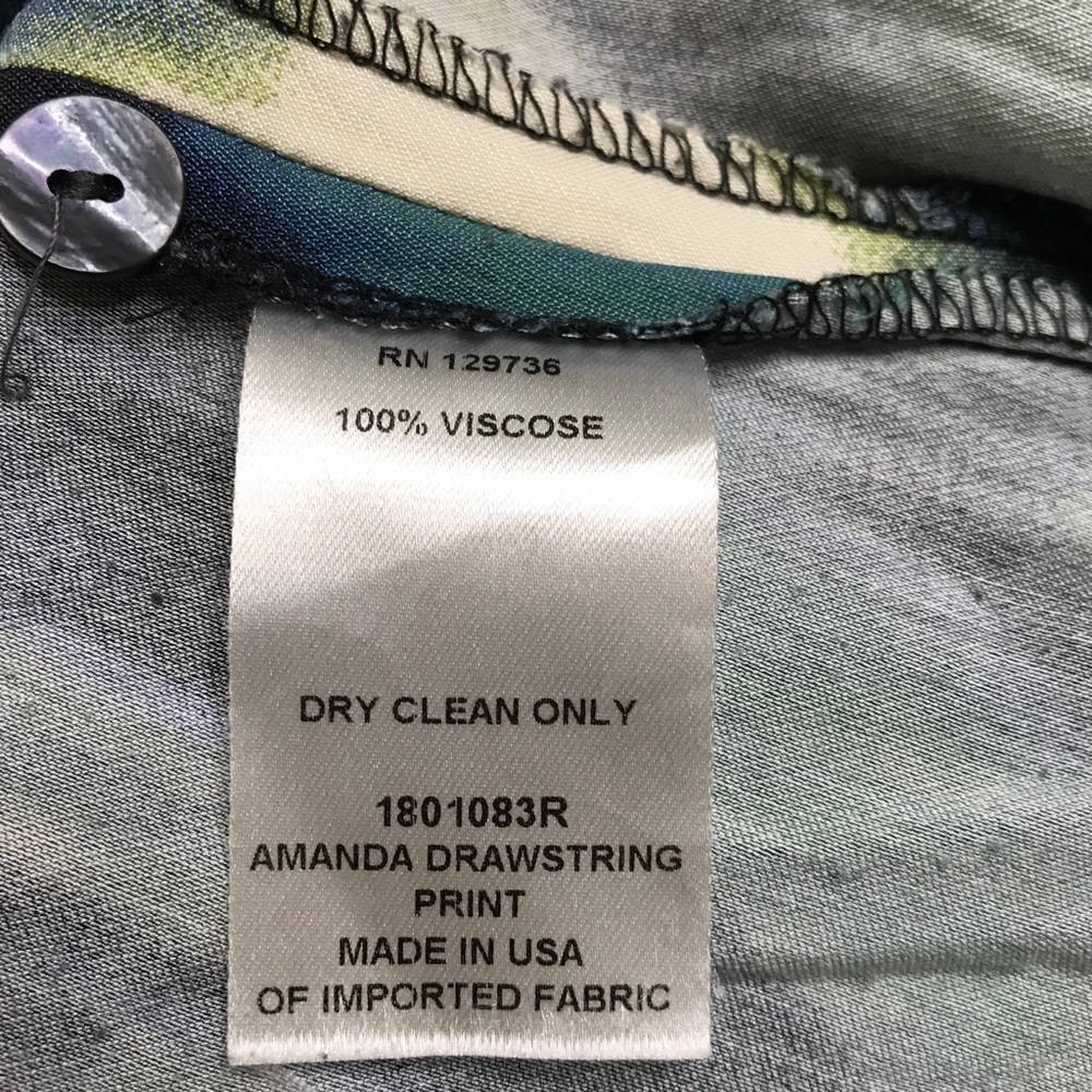 Finley Amanda Drawstring Button Close Top Sz S - image 7